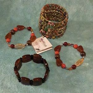 LOT/4 BRACELETS COSTUME/WORLD FINDS KANTHA BAUBLE